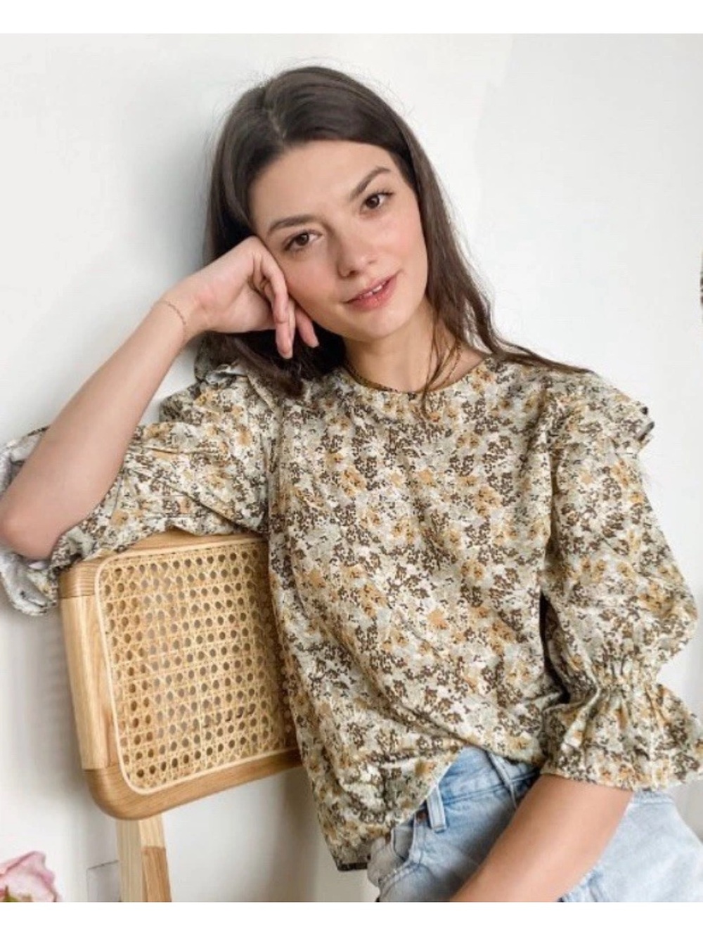 Celina Moon Floral Ruffle Top Size Small Half Sleeve R80
